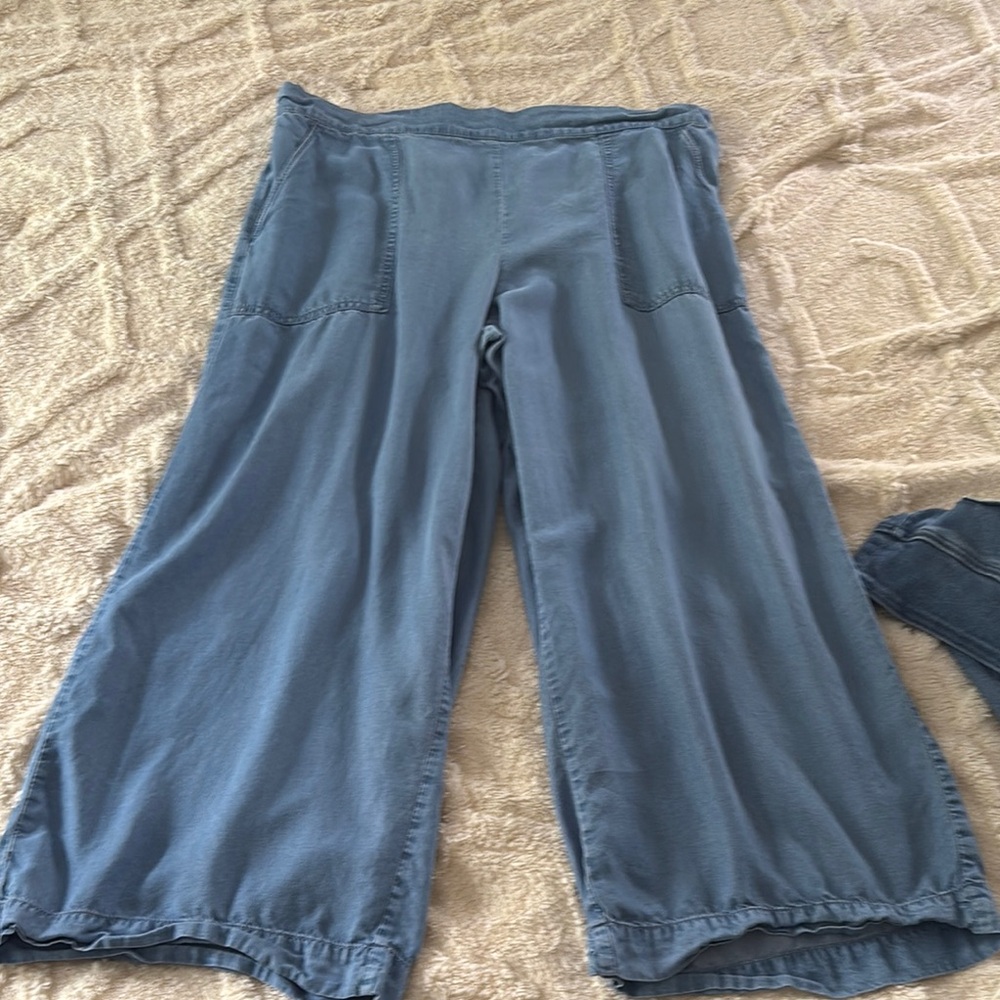 LOFT Denim Blue Elastic Waist Pants
